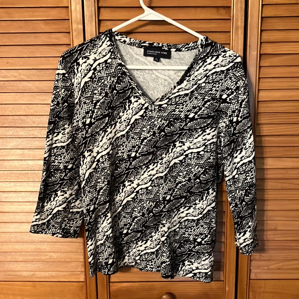 Jones New York top